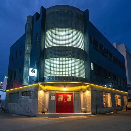 Mireuk Mireuk Beer Hostel Tongyeong Exterior foto