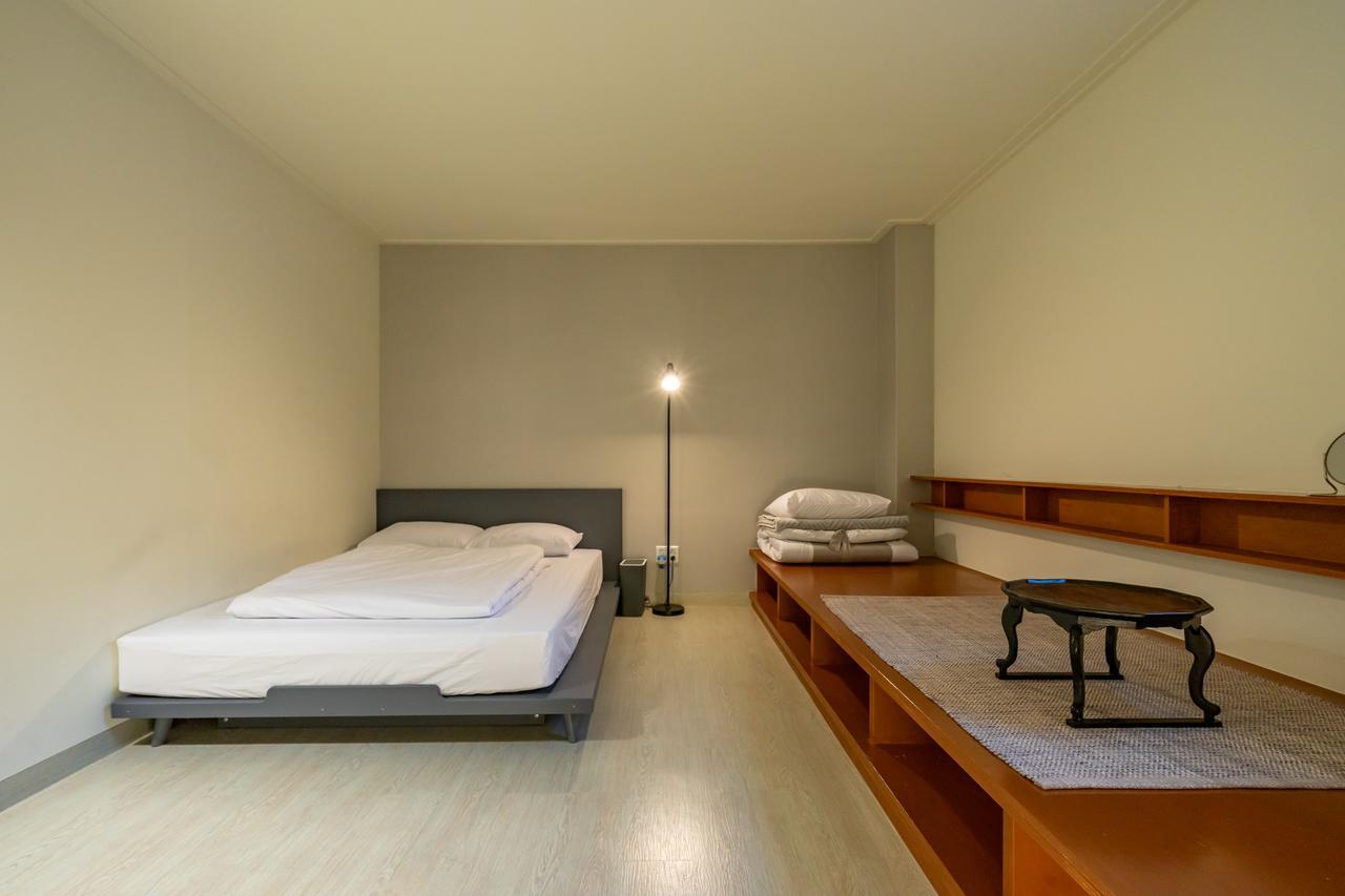 Mireuk Mireuk Beer Hostel Tongyeong Exterior foto